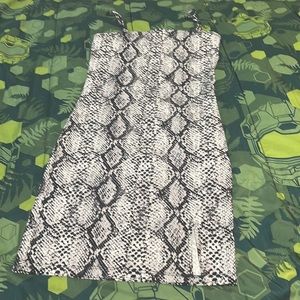 Snakeskin black and white dress- originally from garage $40+